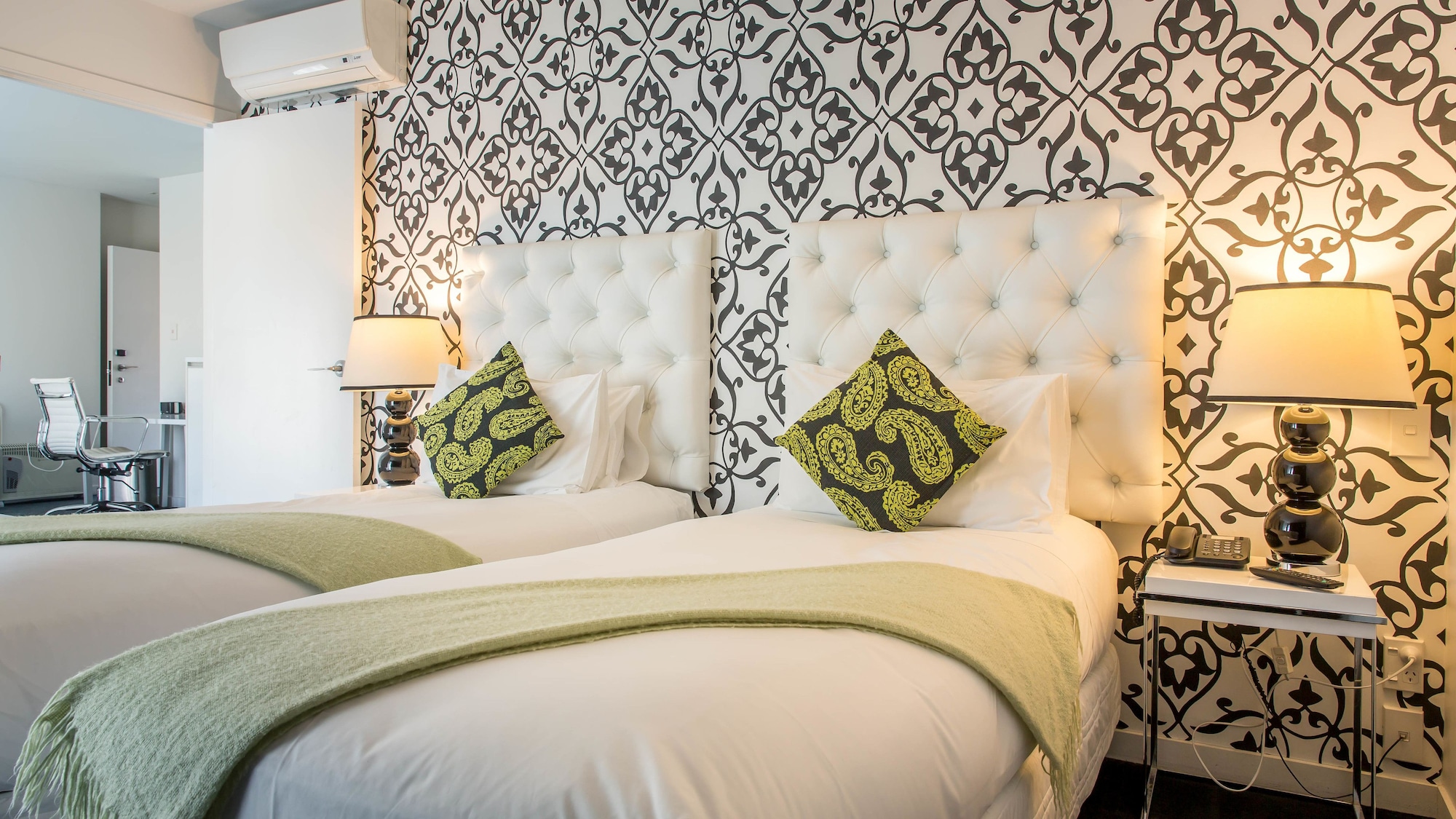 2 BEDROOMS, FAMILY SUITE