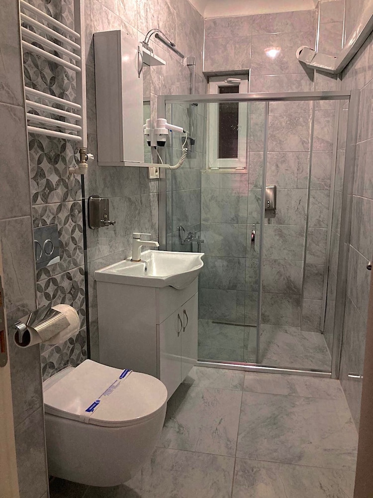 Tekinler Otel 42/45