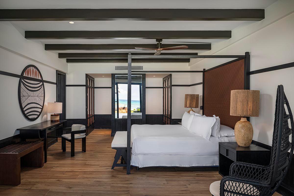 Swim Up, Master, Privilege, Suite, King Bed, Sofa
