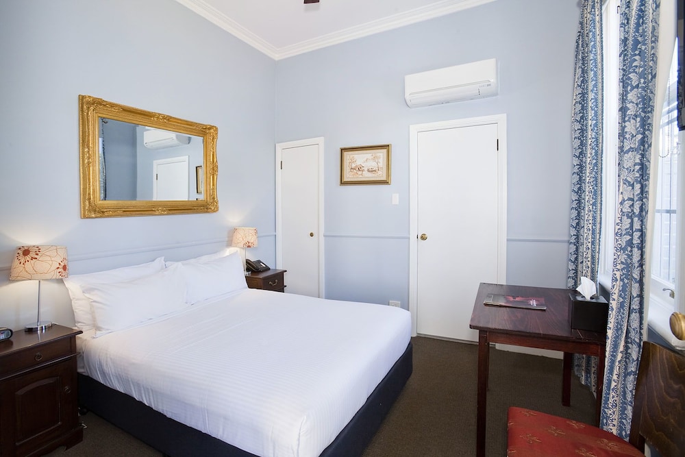 The Hughenden Boutique Hotel 24/76