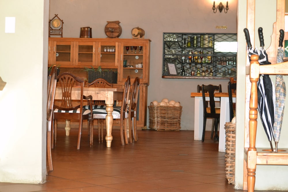 Berluda Farmhouse & Cottages 4/50