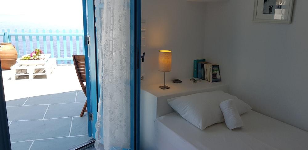 Aegean Eye Apartments 48/50