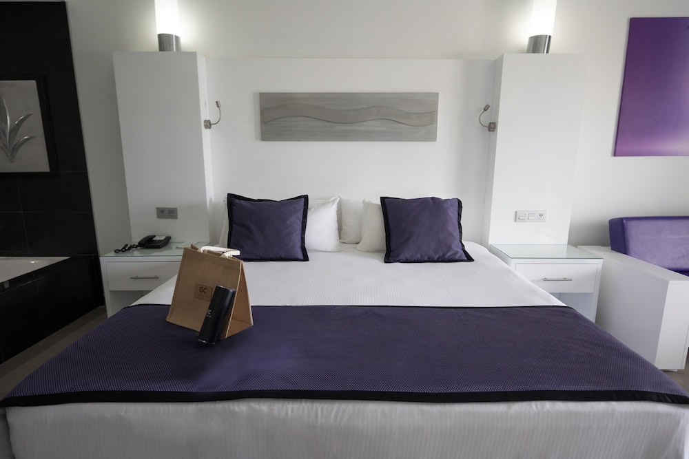 Elite, Club, Junior Suite, Superior, King Bed, Ocean View, Adult Only، RIU Palace Antillas - Adults Only - All Inclusive 2/7