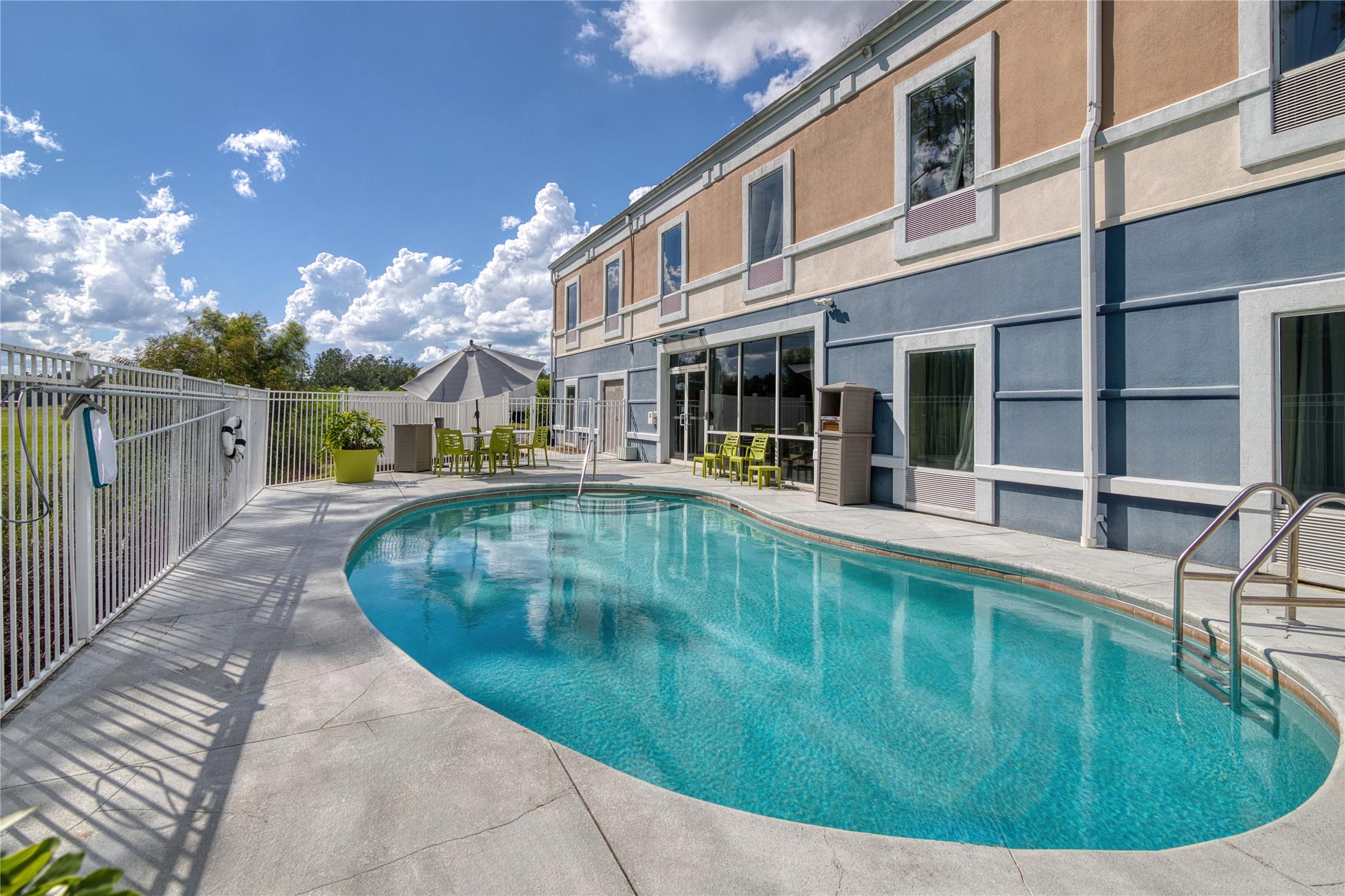 Best Western Waldo Inn and Suites 20/20