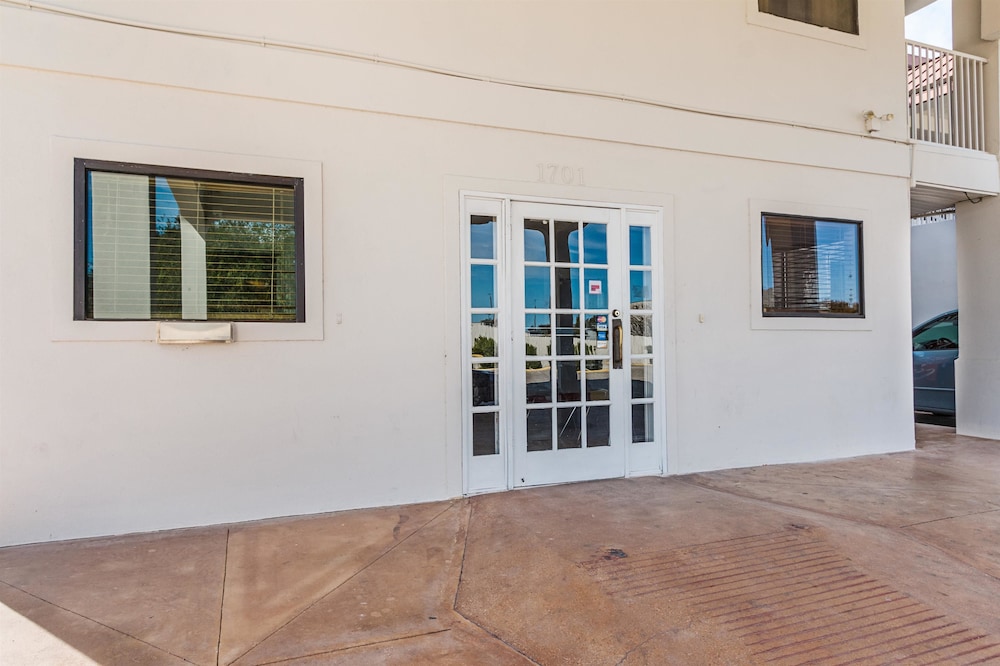 Motel6 San Marcos, TX - North 35/45