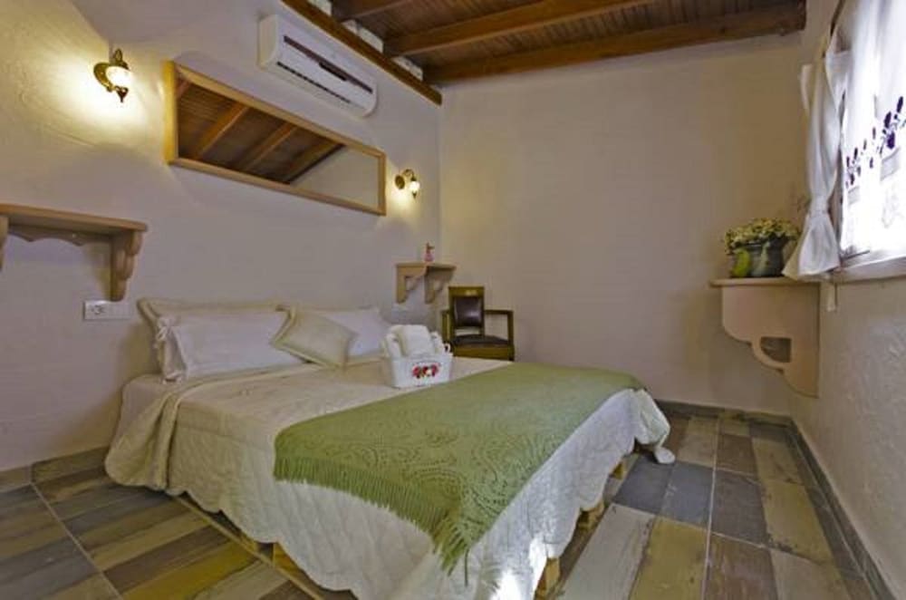 Lilyum Alacati Butik Otel 12/47