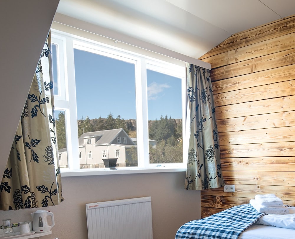 Hotel Breiodalsvik 1/82