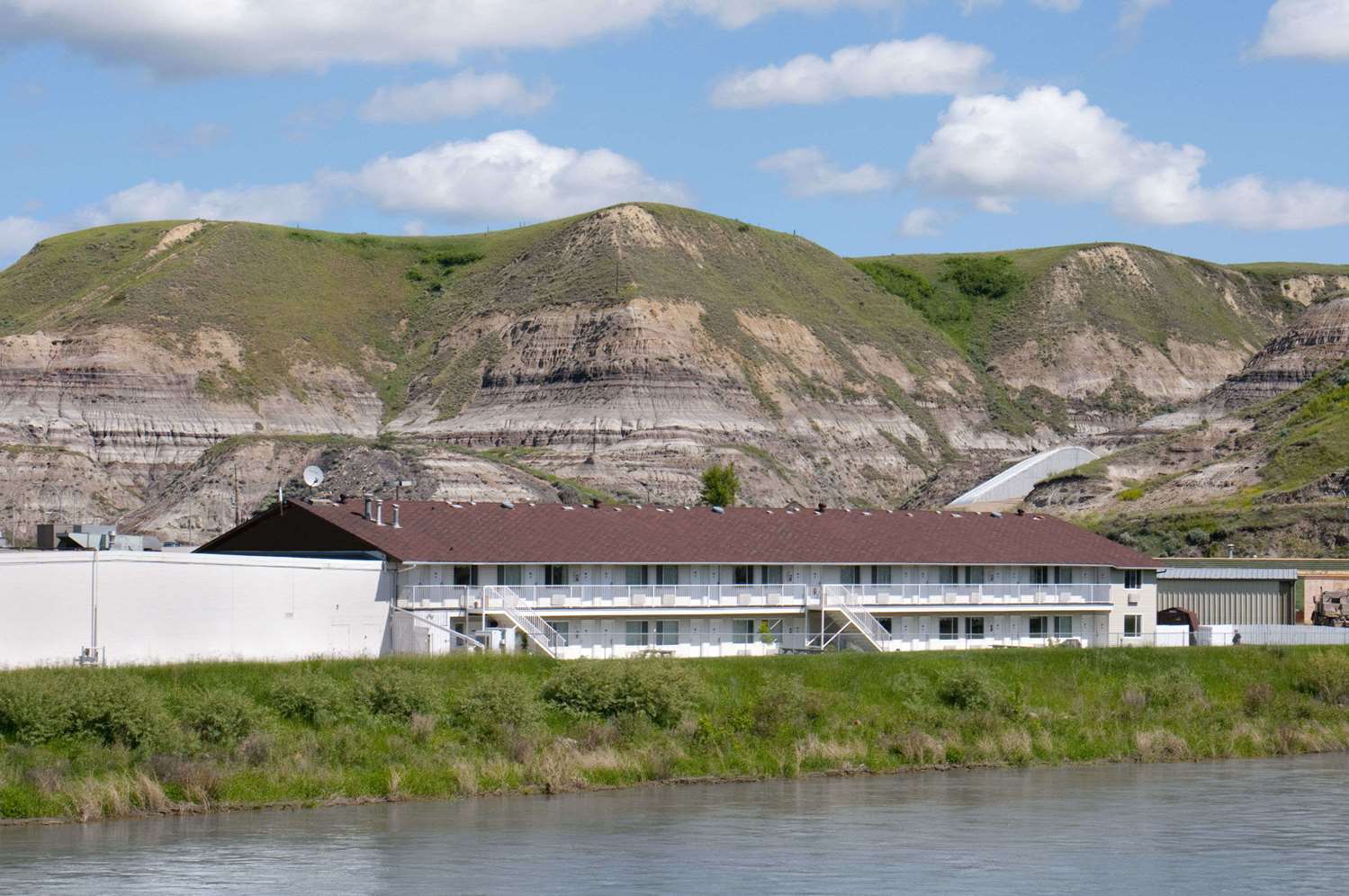Travelodge by Wyndham Drumheller 2/3