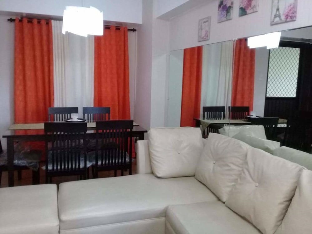 Your Home Away From Home Royal Palm 39/57