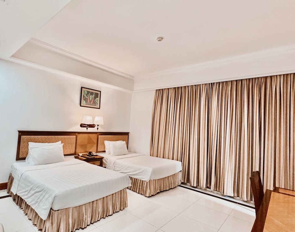 Asia Palace Hotel 12/50