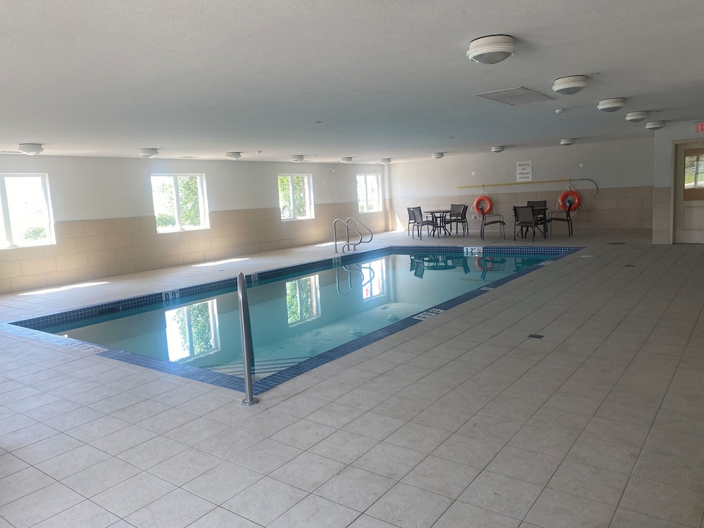 Wingate by Wyndham Fort Saskatchewan 40/64