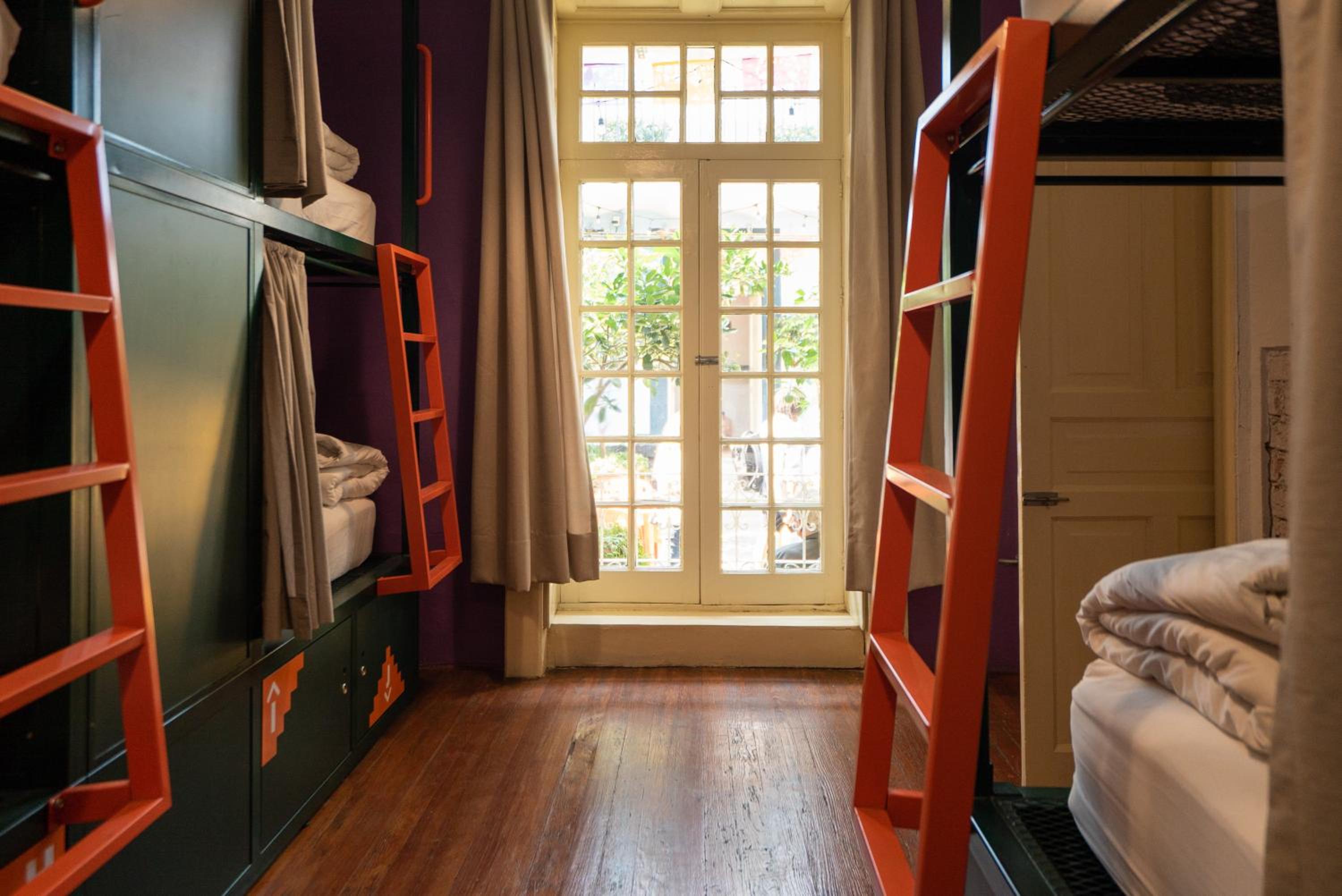 Mixed Dorm, 10 Beds
