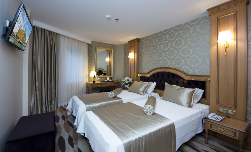 Aprilis Hotel 16/50