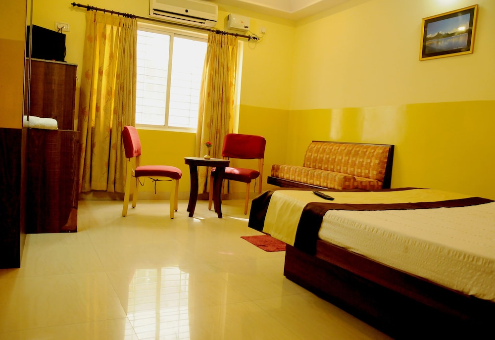 SUVARNA RESIDENCY 11/46