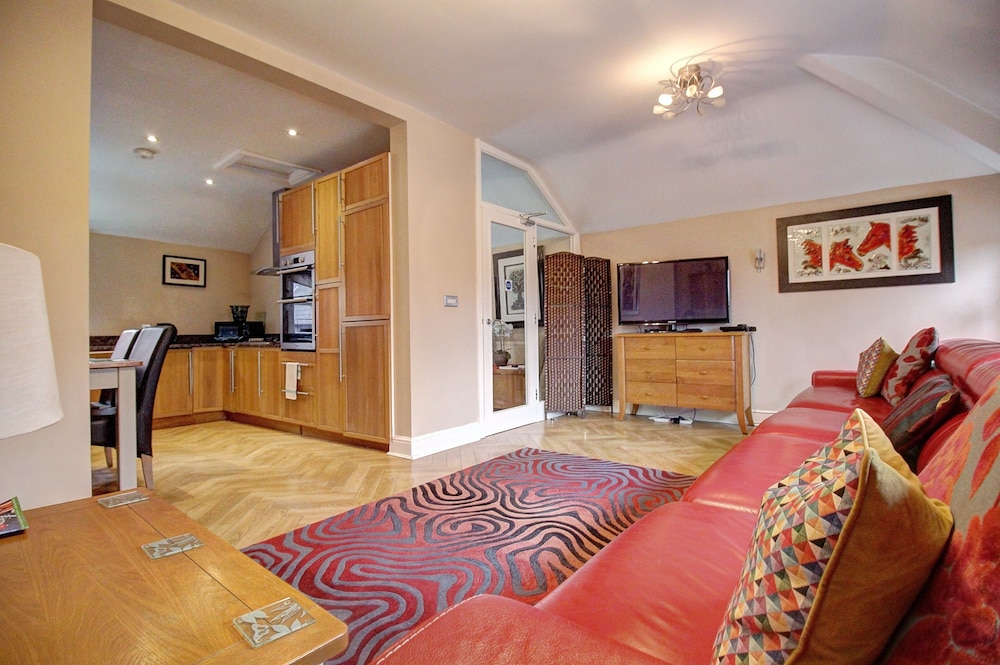 Chester Apartments 9/50