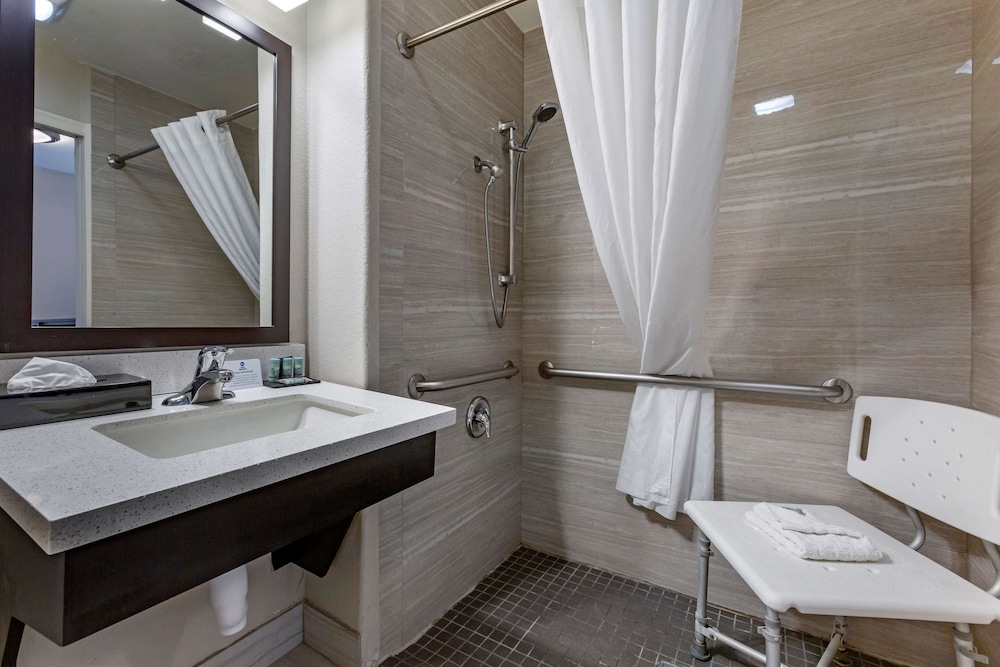 Best Western North Phoenix Hotel 16/76