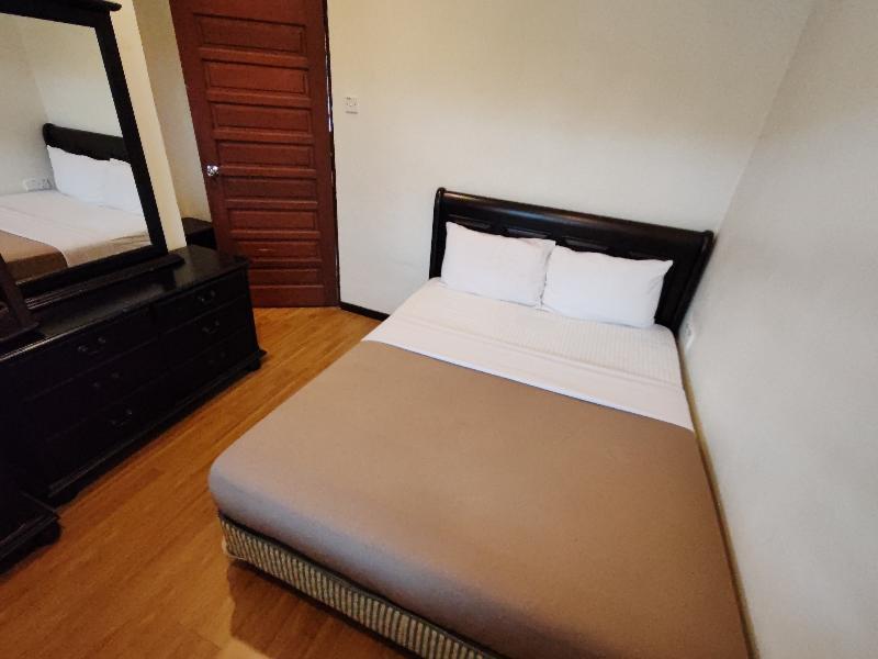 3 Bedrooms, Penthouse, Apartment