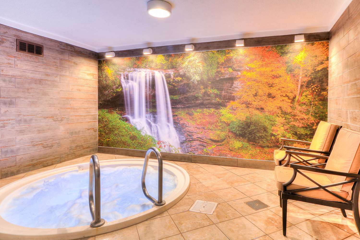 Quality Inn Near The Island Pigeon Forge 38/58