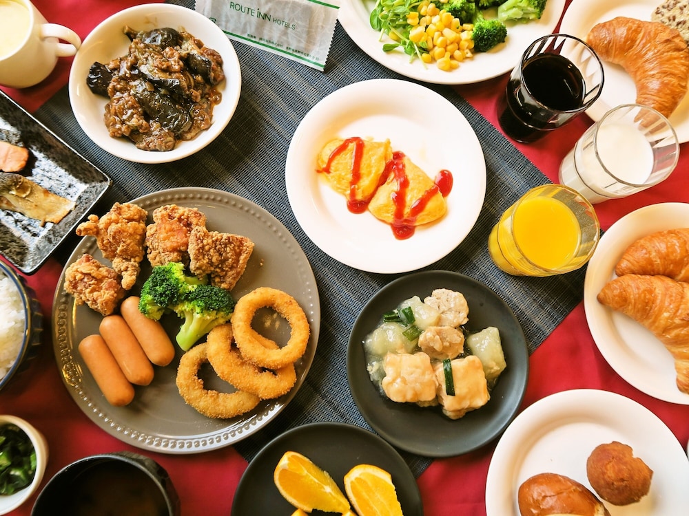 Route Inn Naha Asahibashi Eki Higashi 32/36
