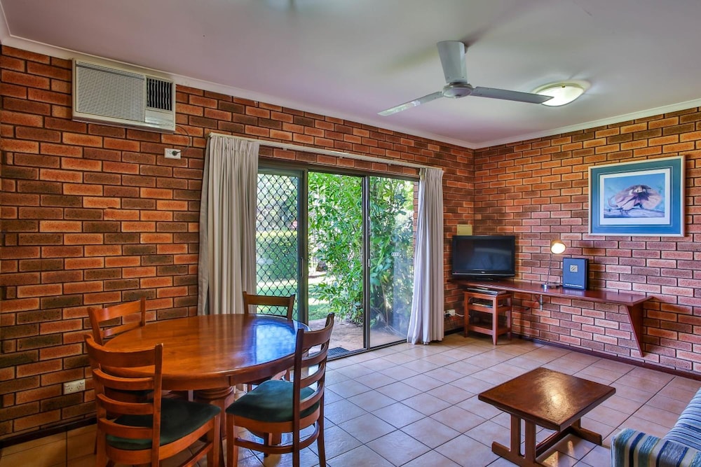 Bayside Holiday Apartments 19/28
