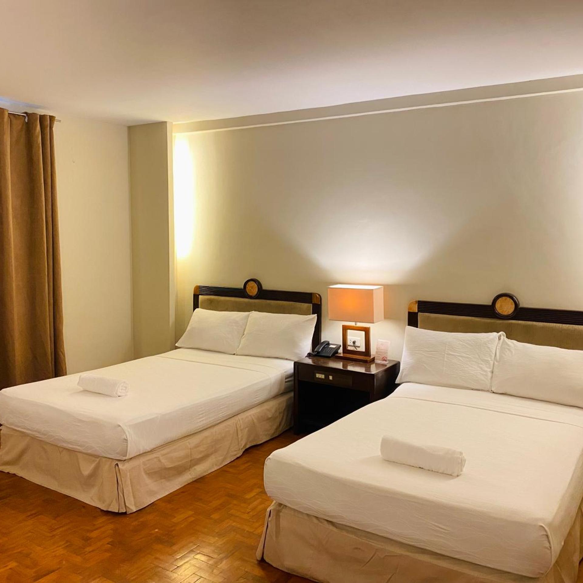 Century Plaza Hotel 14/50