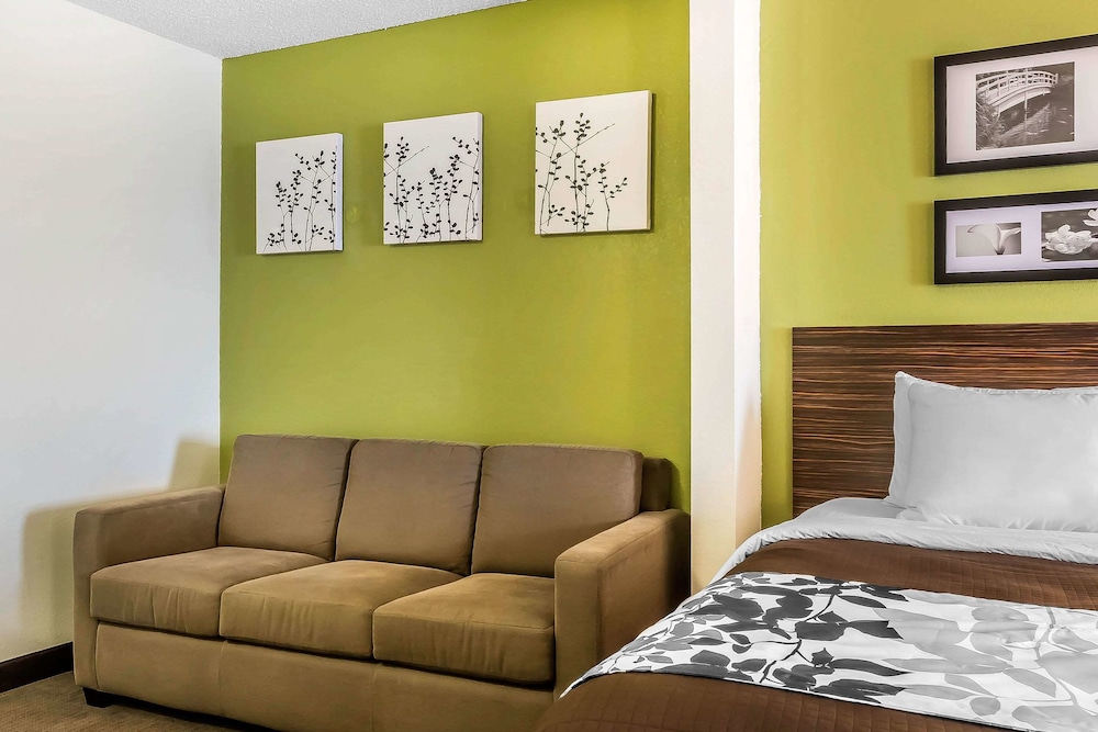 Sleep Inn & Suites Dothan North 18/38