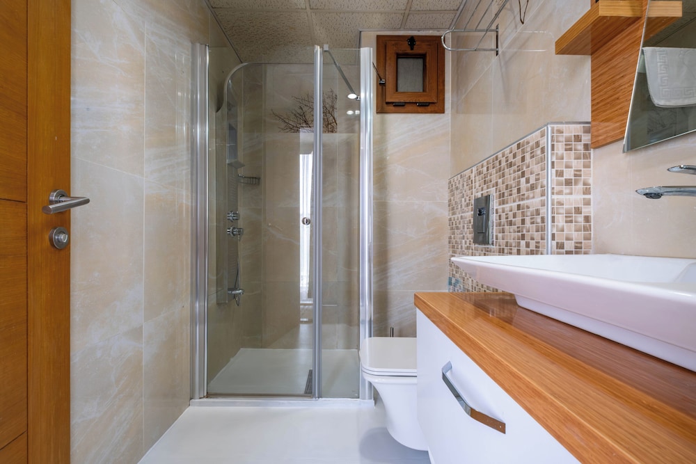 Bulvar Hotel 37/49