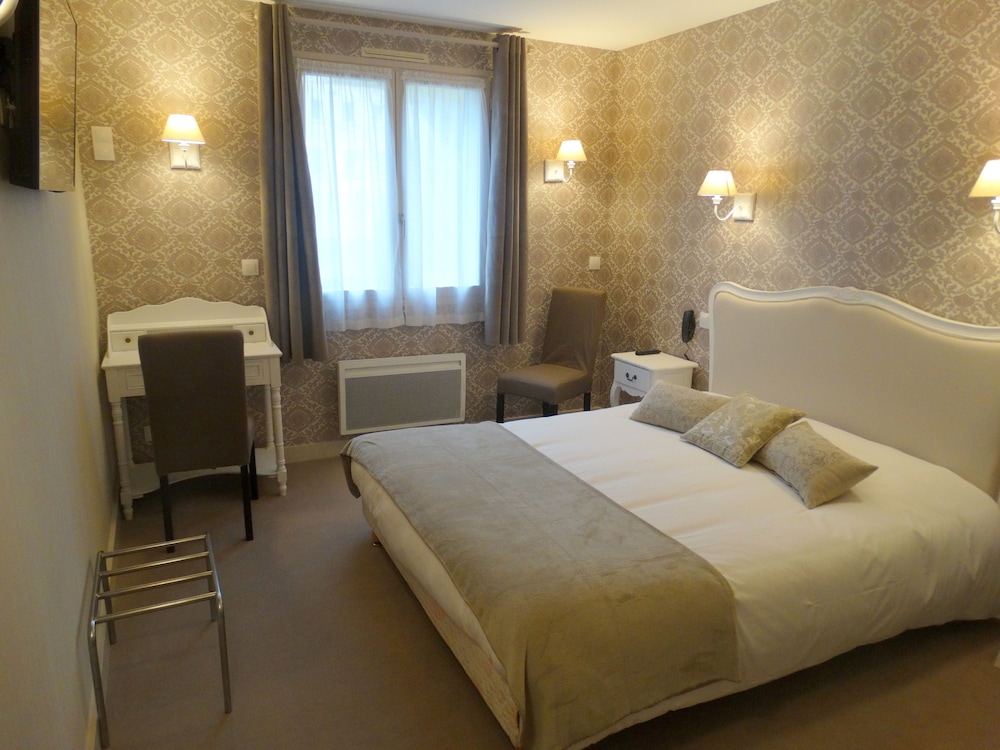 Le Castel Fleuri Hotel 31/61
