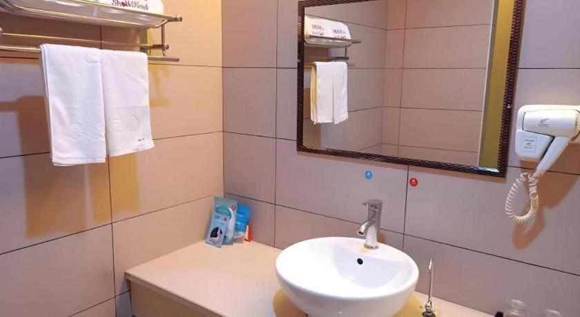 Shell Putian Hanjiang District Hanhua West Road Hotel 32/38