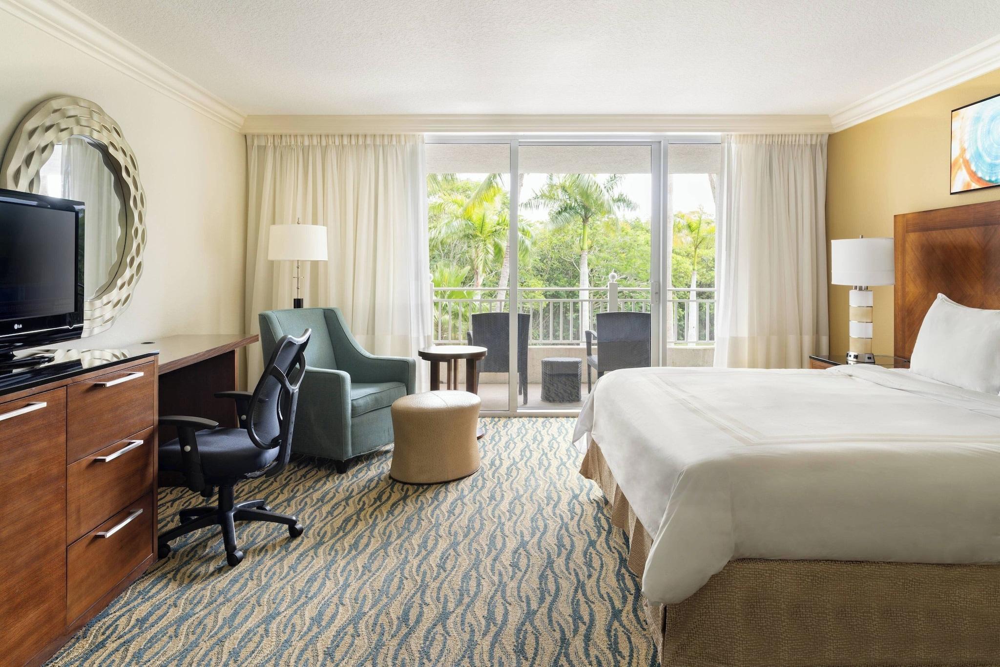Room, Double Bed, with View, Balcony