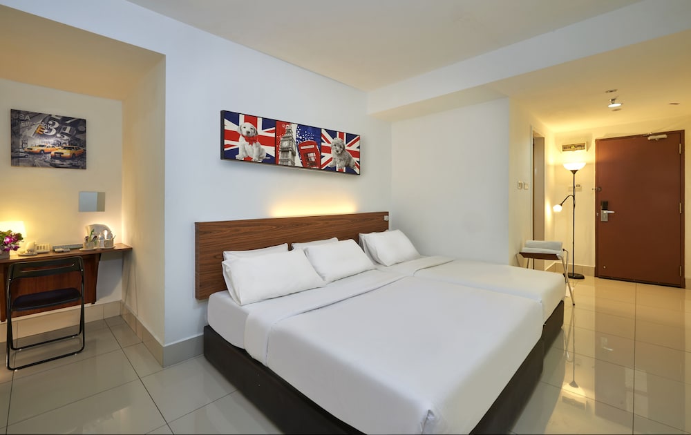 FAMILY, TRIPLE, 3 BEDS