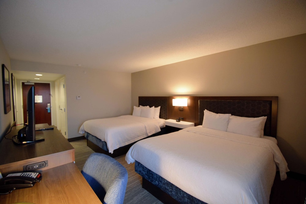 Hampton Inn Salem East - Electric Road 11/58