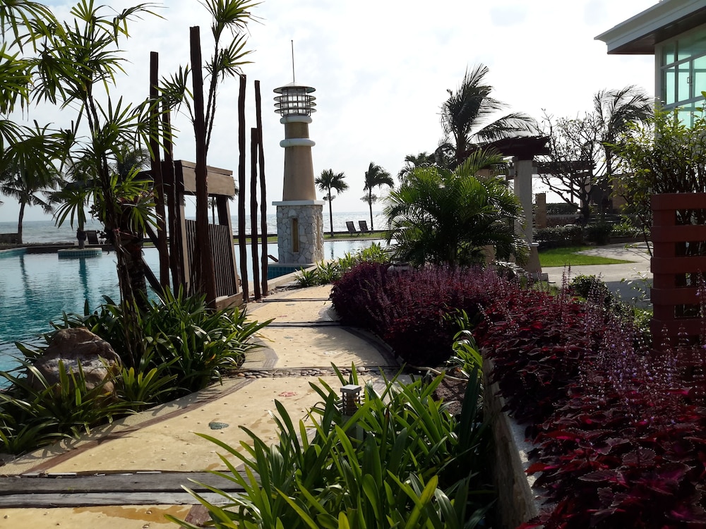 Beachfront Family Penthouse Hua Hin 42/50