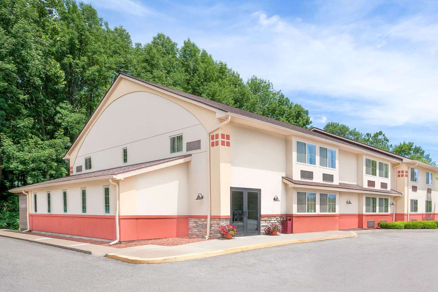 Super 8 By Wyndham Oneonta/Cooperstown 2/6
