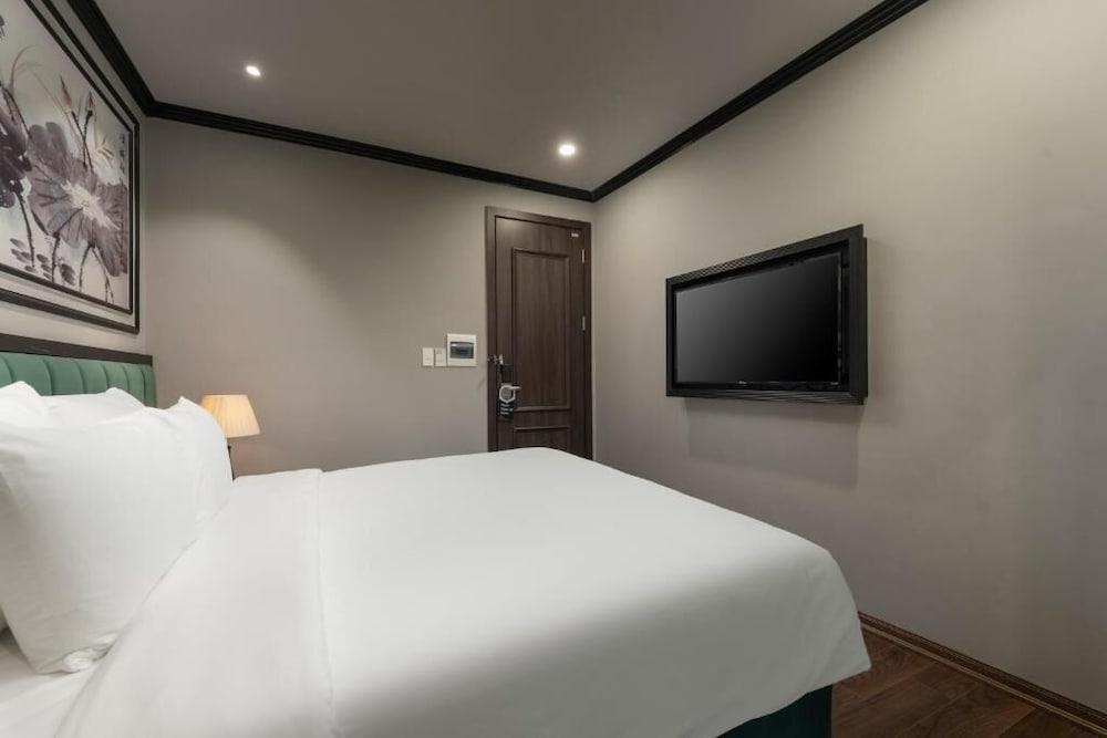 Hanoi Embrace Boutique Hotel 11/39