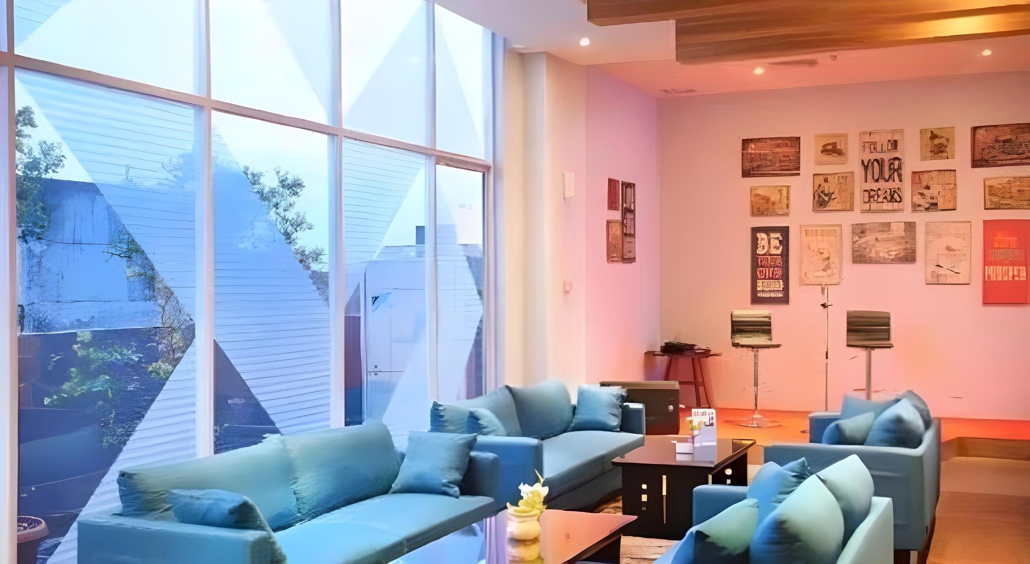 Ayola First Point Hotel Pekanbaru 31/48