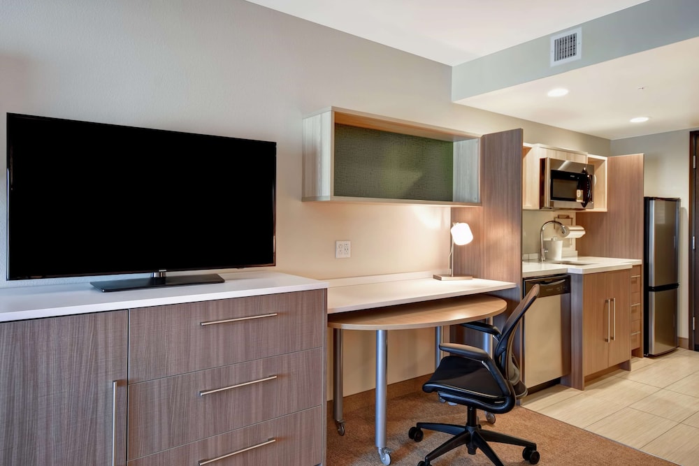 Home2 Suites by Hilton Victorville, CA 39/44