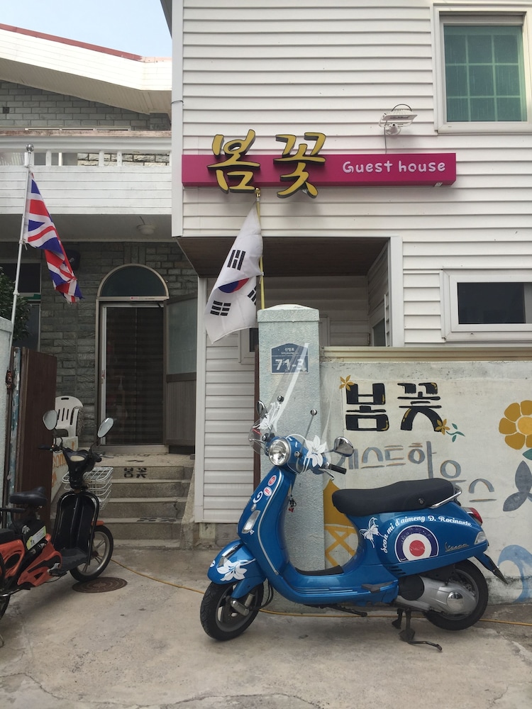Springflower Guesthouse - Hostel 34/39