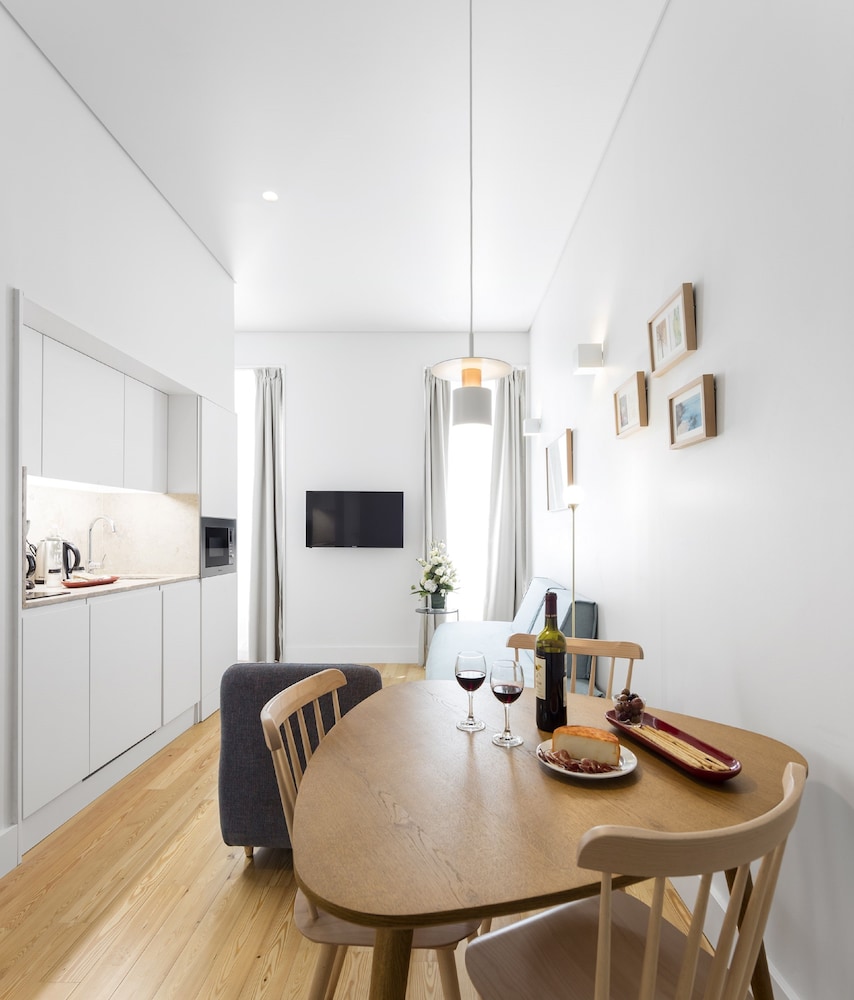 Lisbon Serviced Apartments - Benformoso 45/69