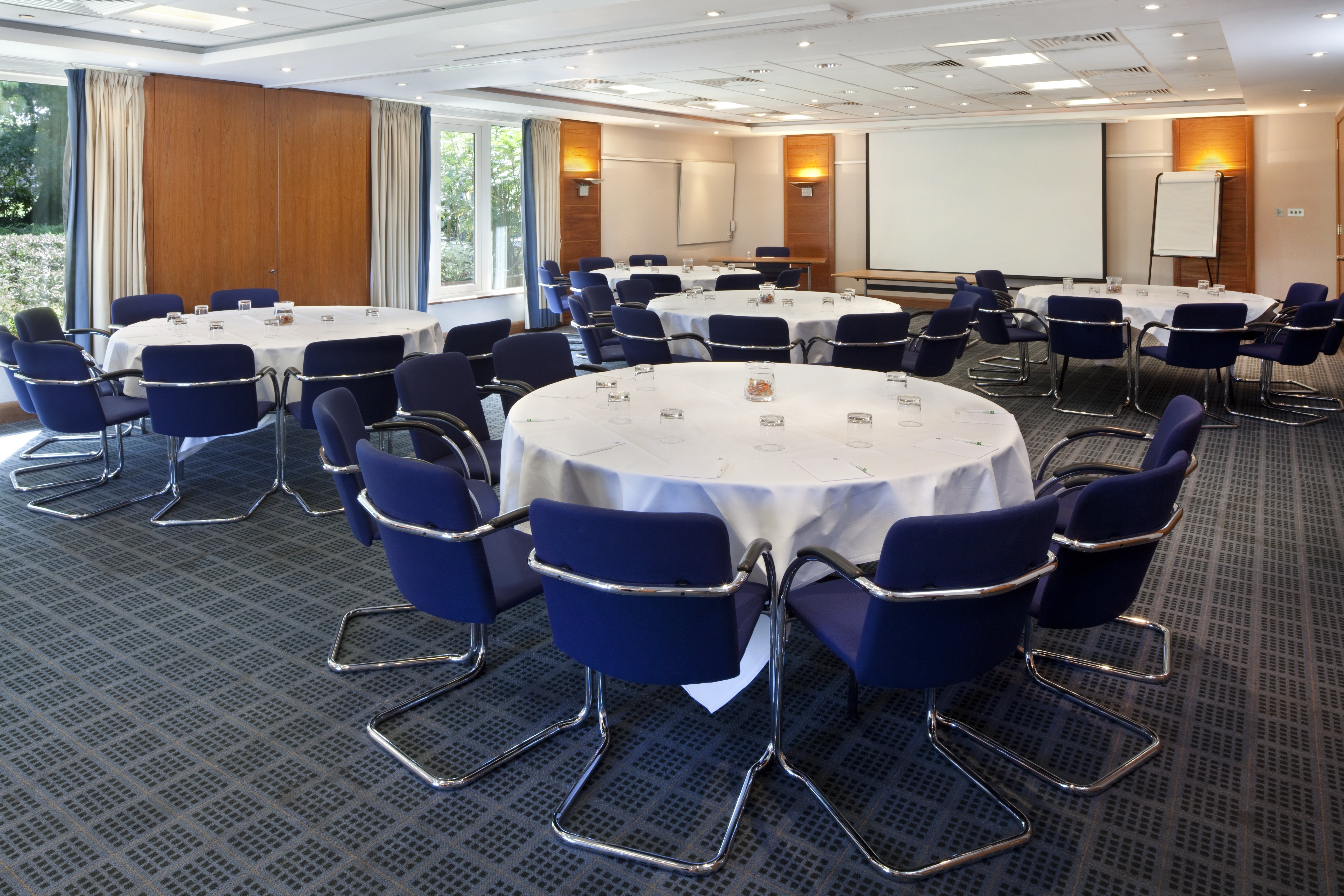 Holiday Inn Guildford 63/71