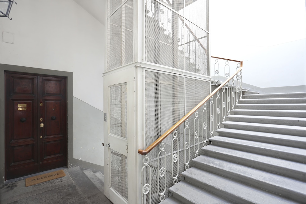 Luxury Apartment in Central Florence 22/50