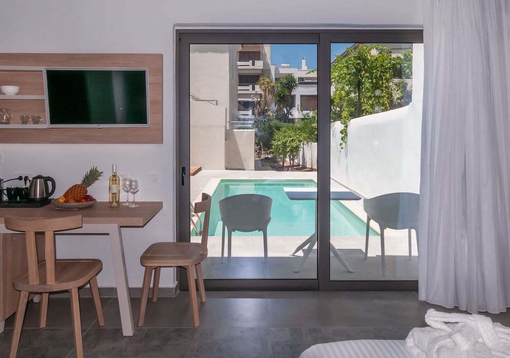 Epavli Boutique Hotel 42/65