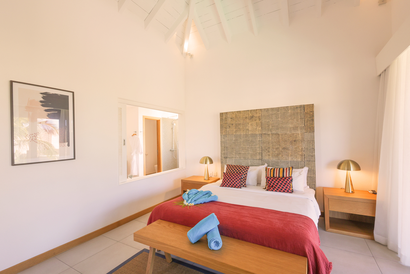 4 Bedrooms, Pool