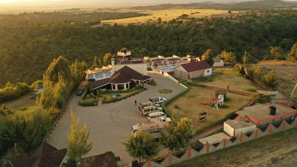 Regency Mount Kenya Hotel 21/24