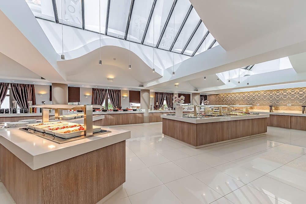 Porto Platanias Beach Resort & Spa 9/50