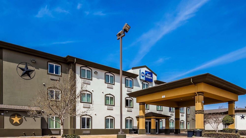 Best Western South Plains Inn & Suites 2/31
