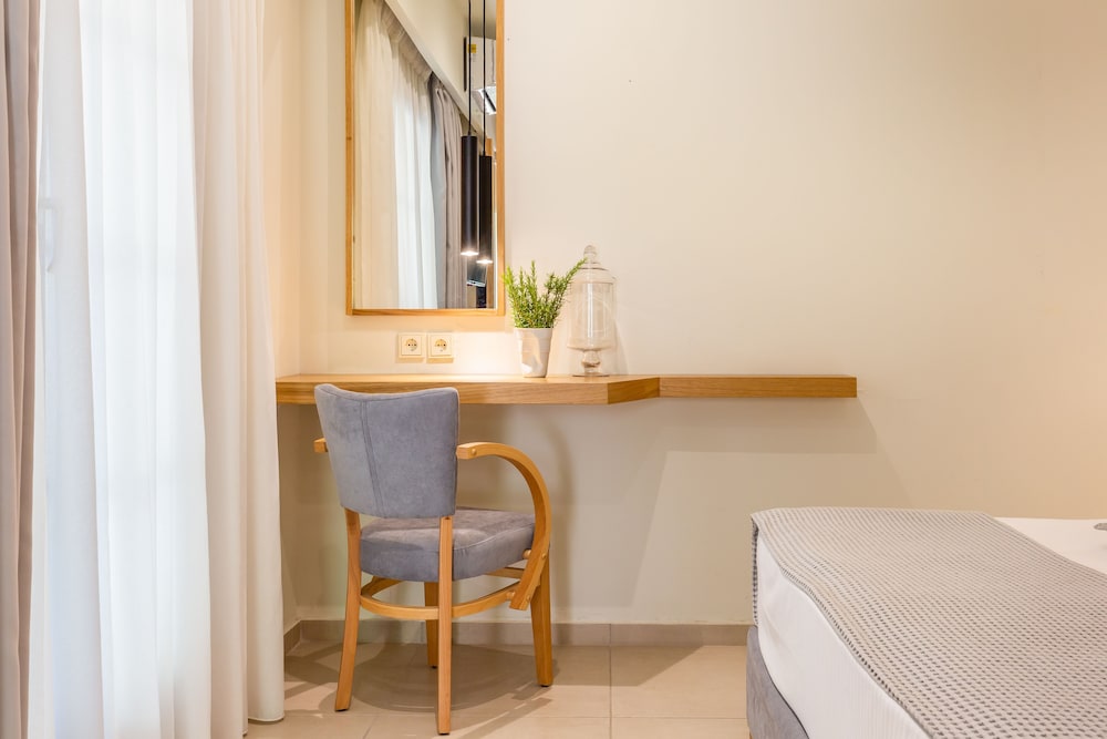 Skopelos Holidays Hotel 60/71