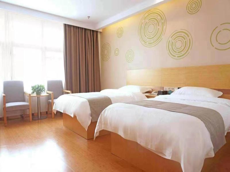 GreenTree Inn YingTan Xinjiang New District Municipal Government Yizhong Hotel 12/29