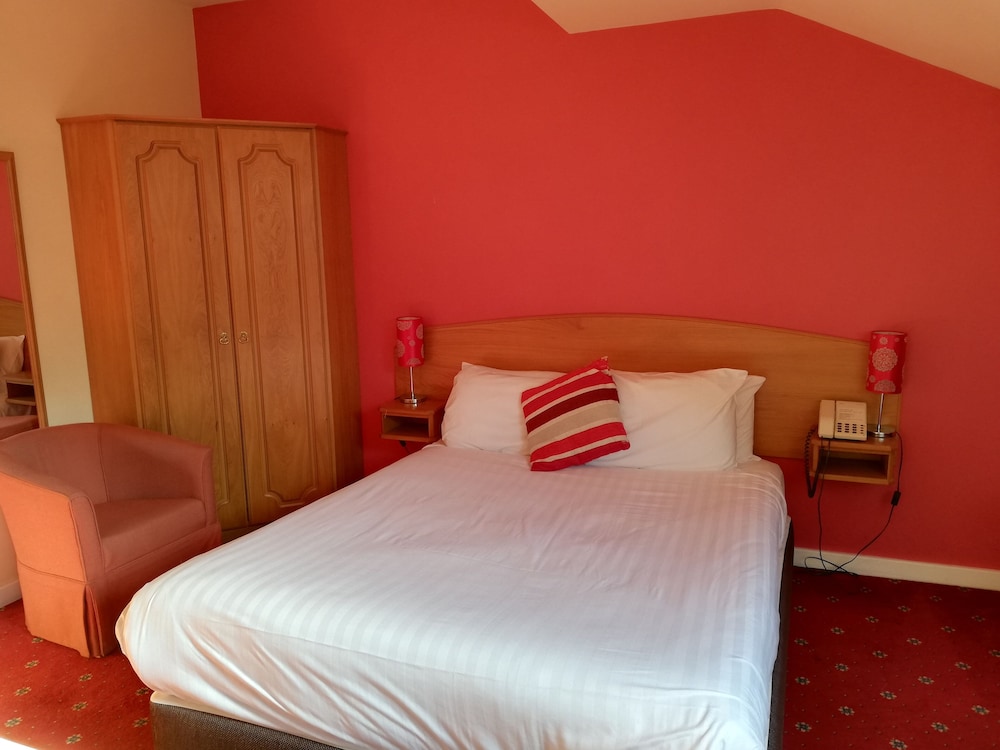 The Corn Mill Lodge Hotel 9/56