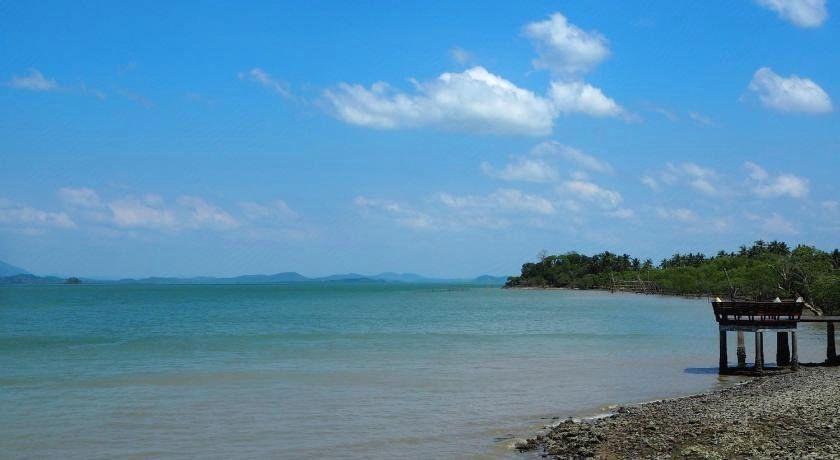 The Blue Sky Resort Ranong 31/52